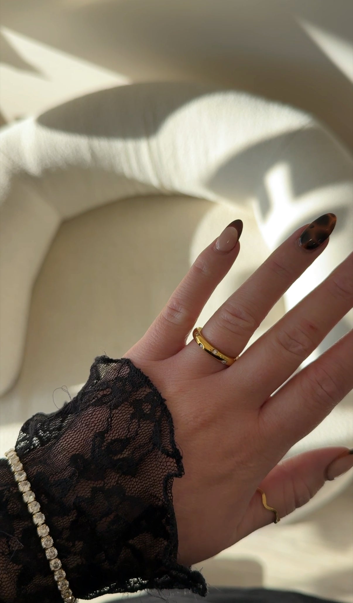 Azura Wave Ring - Gold