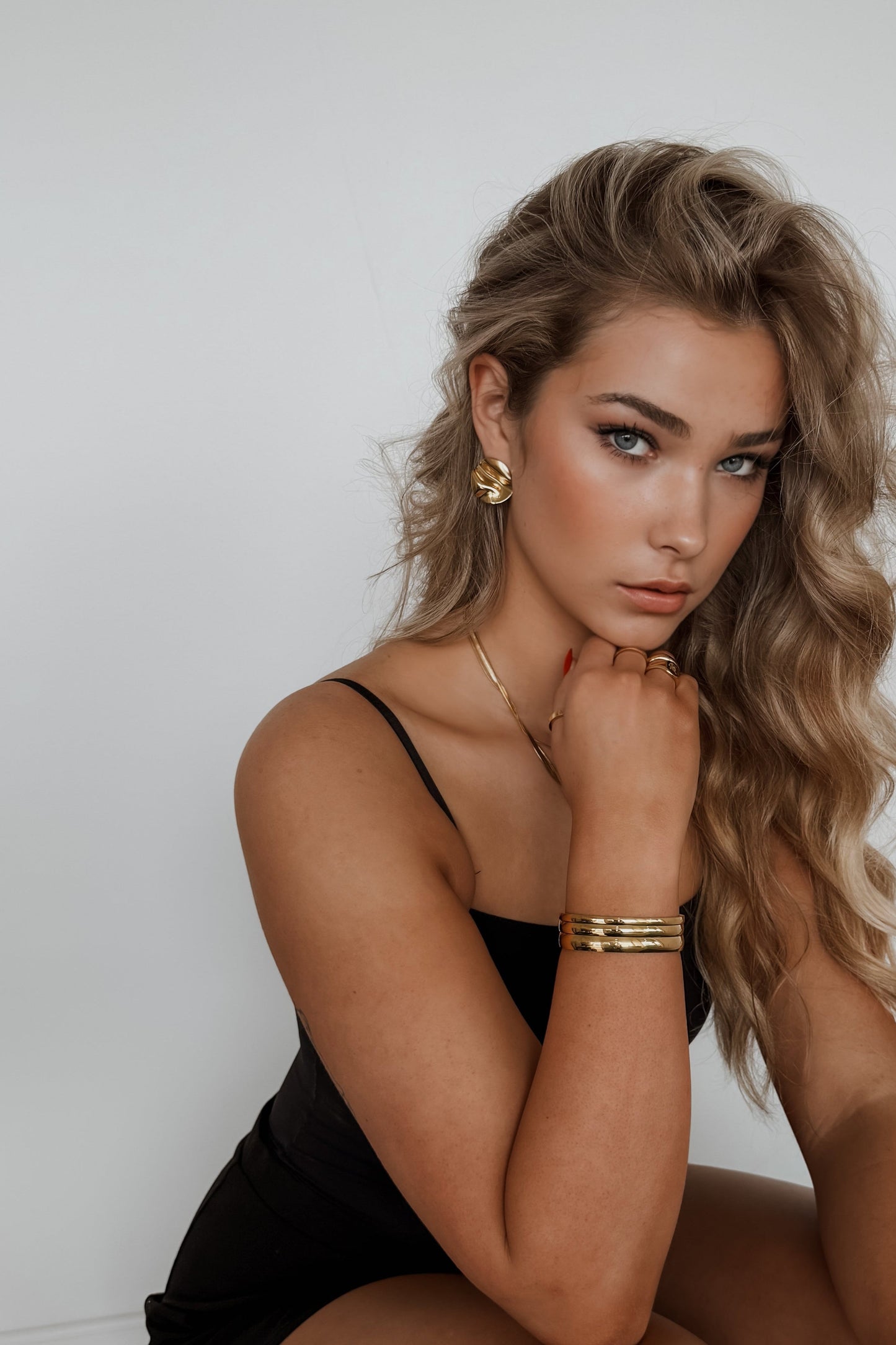 Mila Earrings - Gold