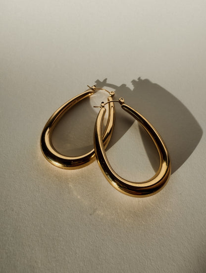 Camille Hoops - Gold