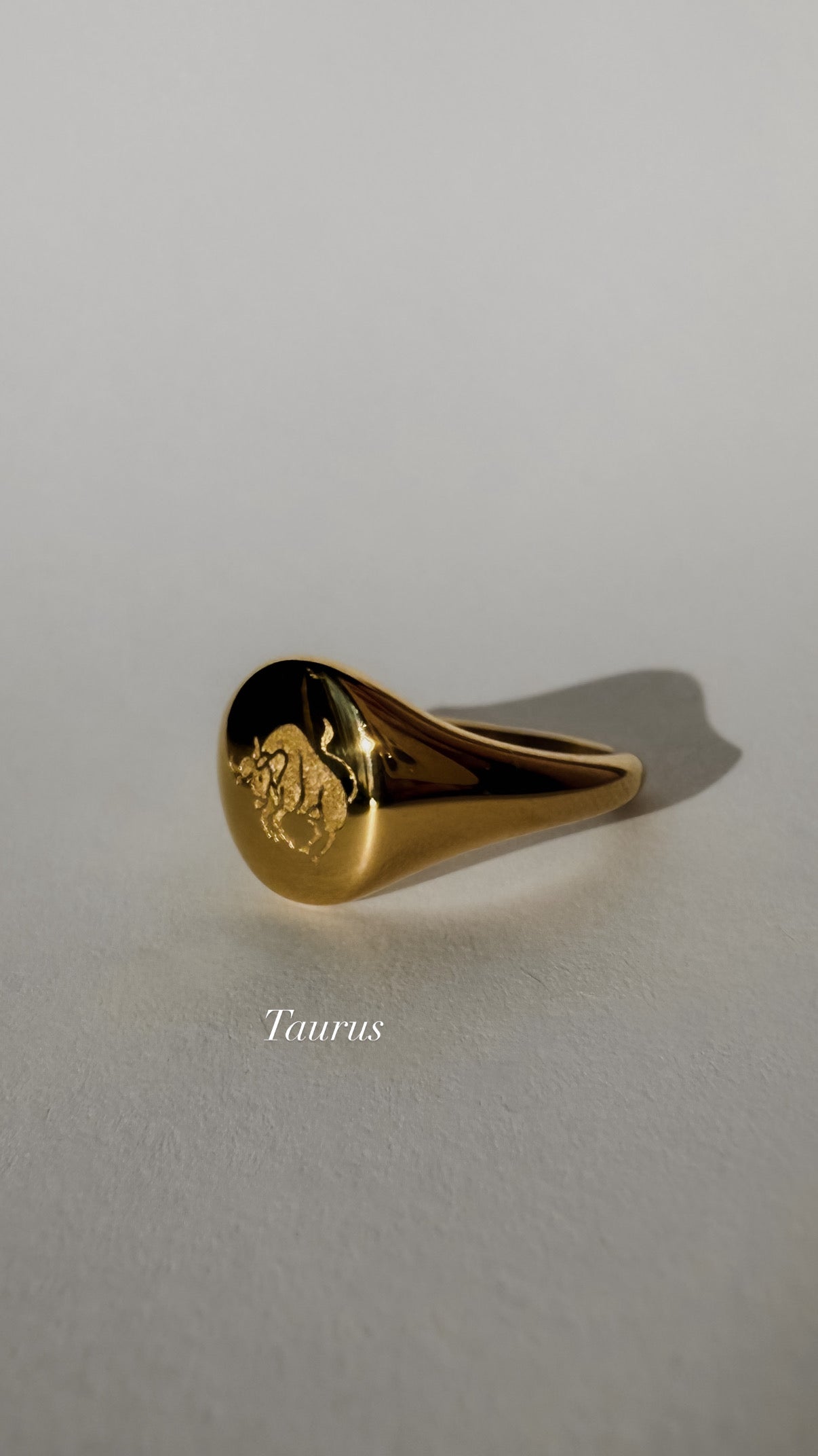 Starsign Signet Ring - Gold