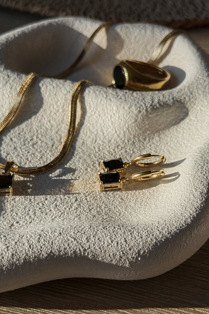 Onyx Earrings - Gold