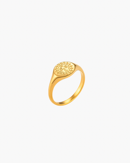 Goddess Signet Ring - Gold